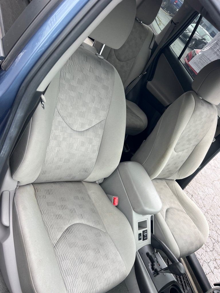 Used 2011 Toyota RAV4 2WD w/ Base L4 Extra Value Pkg image 20