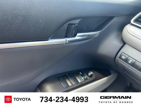 Used 2022 Toyota Camry LE FWD image 21