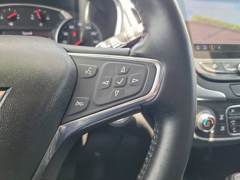 Used 2020 Chevrolet Equinox Premier FWD image 23