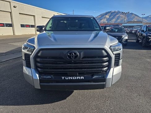 Used 2024 Toyota Tundra Limited image 2