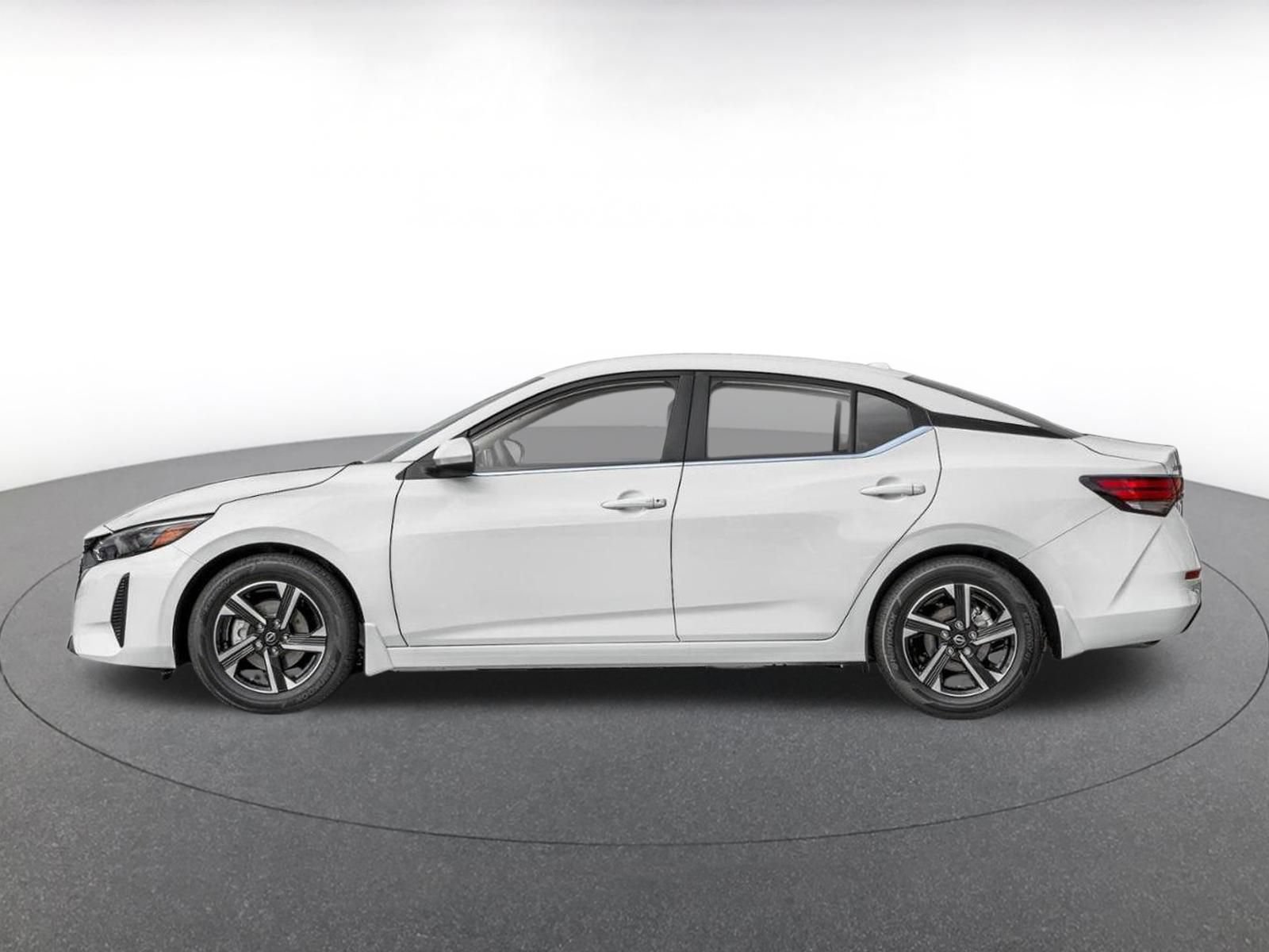 Used 2024 Nissan Sentra SV FWD image 3