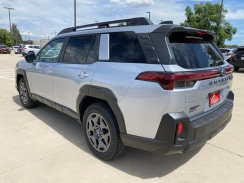 New 2026 Subaru Outback Premium w/ Premium/Limited Package AWD/4WD image 3