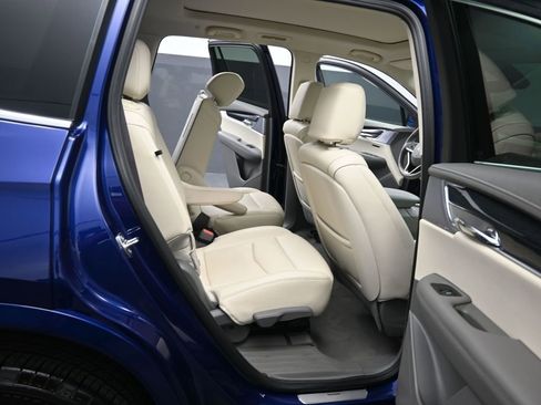 New 2025 Cadillac XT6 Premium Luxury w/ LPO, Floor Liner Package image 15