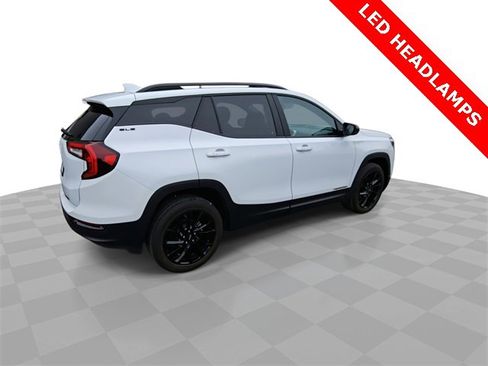 Certified 2023 GMC Terrain SLE w/ Driver Convenience Package image 8
