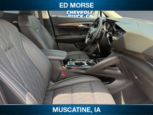 Certified 2022 Buick Envision Avenir w/ Technology Package II AWD/4WD image 16