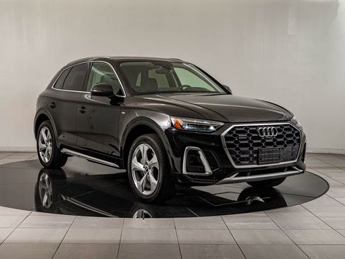 Used 2023 Audi Q5 2.0T Premium Plus w/ Premium Plus Package AWD/4WD image 3