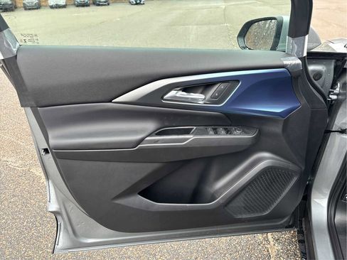 New 2026 Chevrolet Equinox EV LT image 20