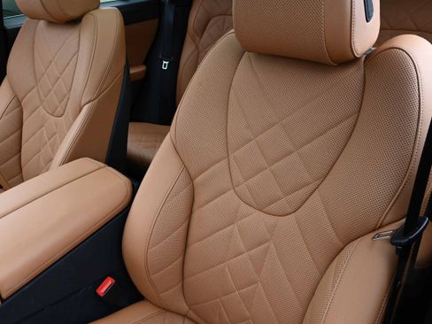 Certified 2023 BMW X6 xDrive40i w/ Parking Assistance Package image 10