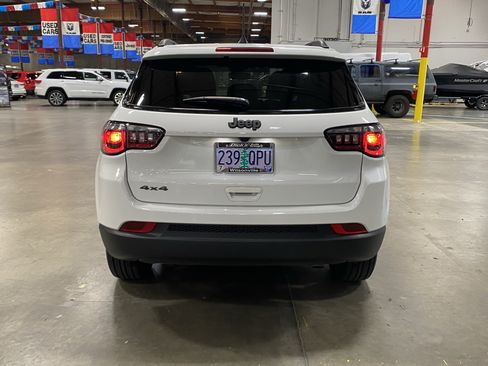 Certified 2026 Jeep Compass Latitude AWD/4WD image 4
