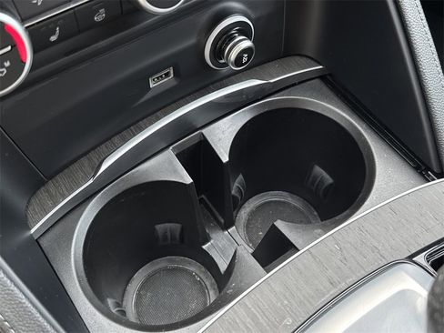 Used 2022 Alfa Romeo Stelvio Ti image 24