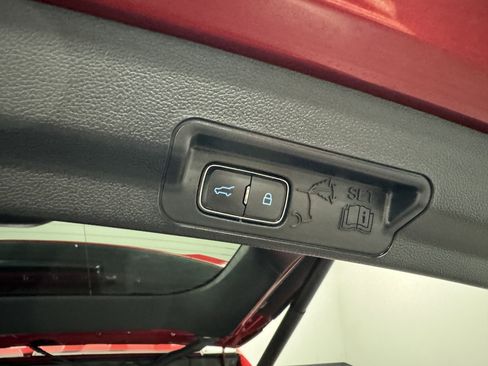 Used 2023 Ford Explorer ST w/ Equipment Group 401A image 14