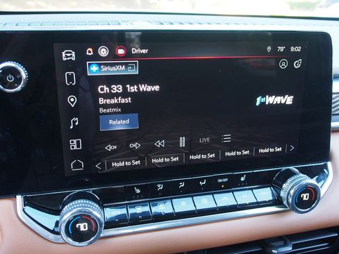 Used 2024 GMC Canyon AT4 w/ Technology Package AWD/4WD image 27