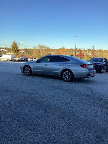 Used 2021 Hyundai Sonata SEL FWD image 3