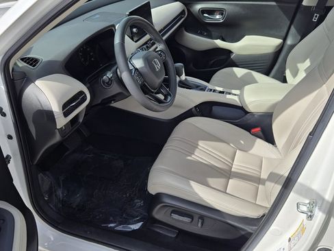 Certified 2024 Honda HR-V EX-L image 10