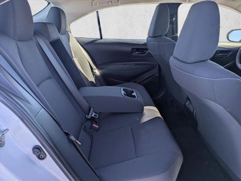 Used 2024 Toyota Corolla LE image 18