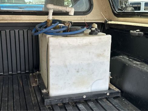 Used 2022 Toyota Tacoma SR RWD image 37