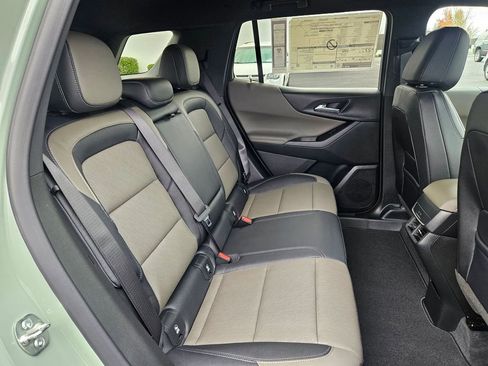 New 2026 Chevrolet Equinox LT w/ Convenience Package II FWD image 34