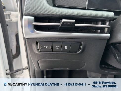 Used 2025 Hyundai Tucson SEL FWD image 24