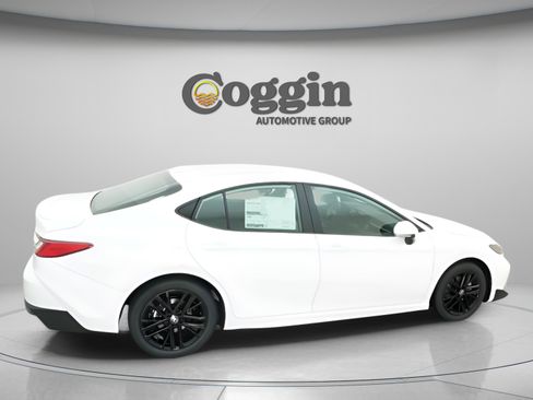 New 2026 Toyota Camry SE image 20