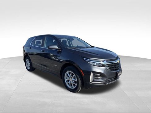 Used 2023 Chevrolet Equinox LT AWD/4WD image 3