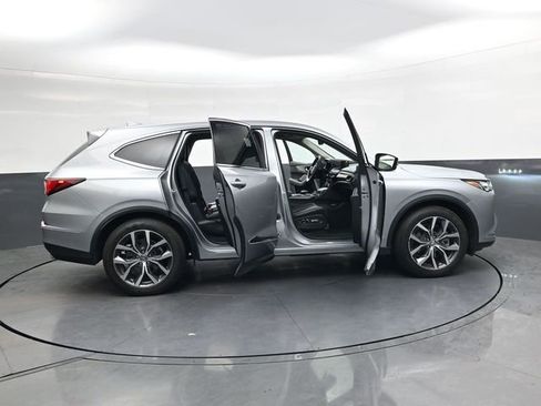 Used 2023 Acura MDX SH-AWD w/ Technology Package image 38