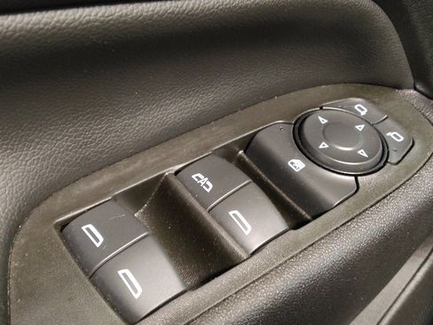 Used 2021 Chevrolet Equinox LT AWD/4WD image 27