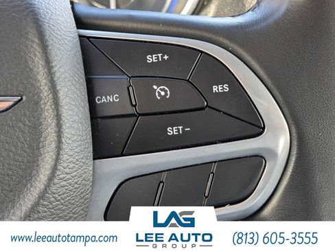 Used 2021 Chrysler 300 Touring w/ Sport Appearance Package image 24