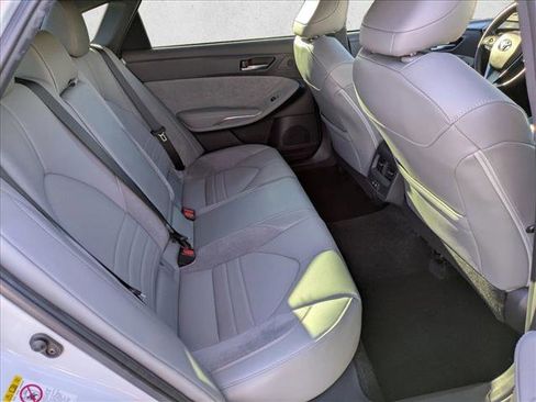 Used 2019 Toyota Avalon XSE image 20
