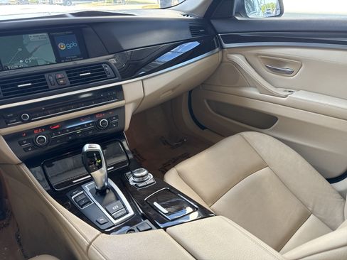 Used 2013 BMW 528i Sedan RWD image 36