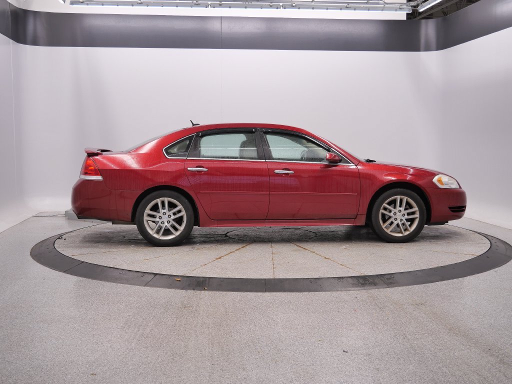 Used 2014 Chevrolet Impala LT w/ LT Sunroof Package FWD image 8
