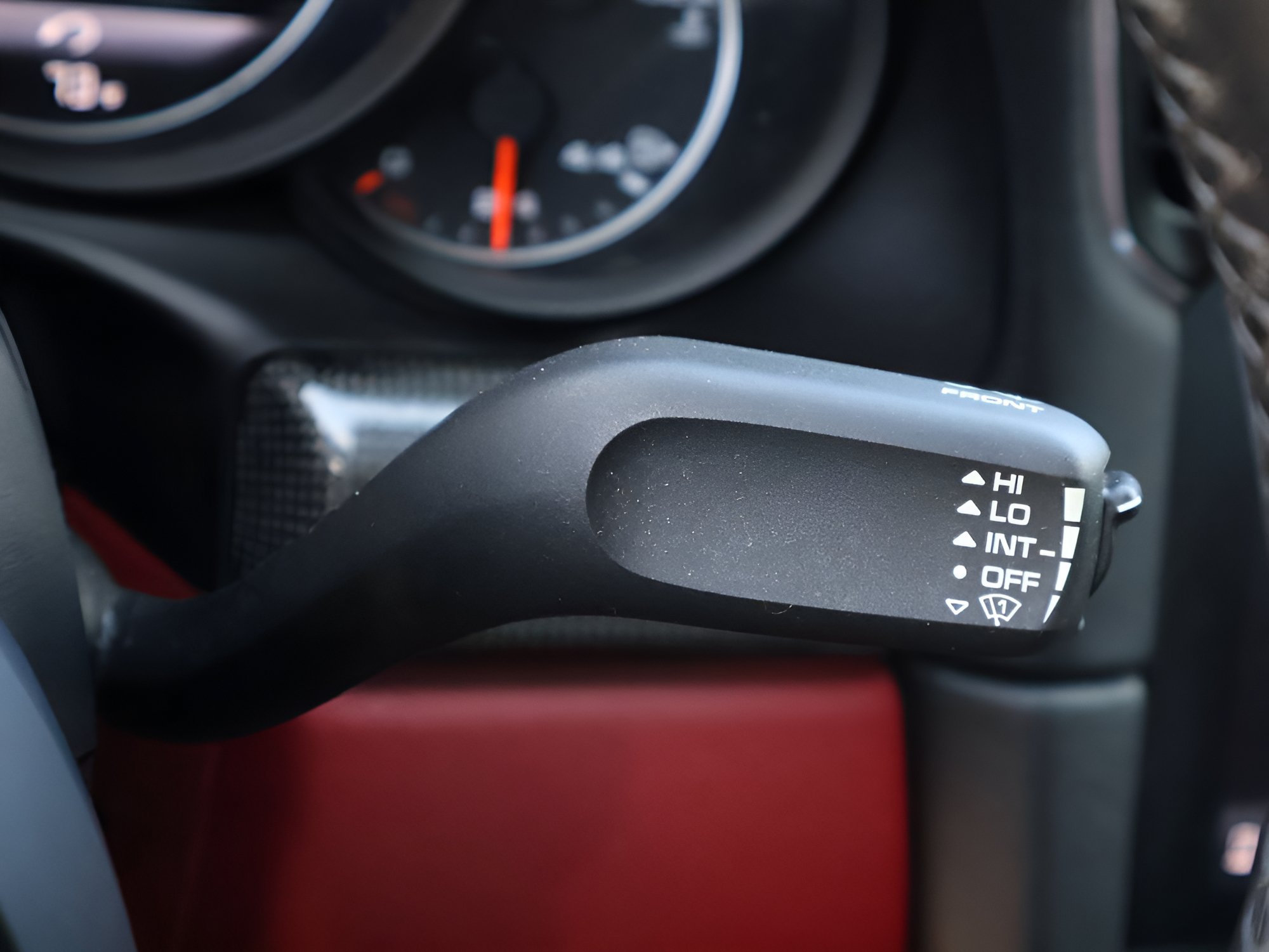 Used 2019 Porsche 911 Turbo S AWD/4WD image 31