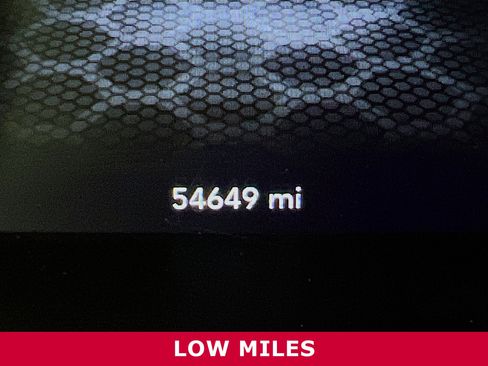 Used 2020 Dodge Charger R/T w/ Harman/Kardon Audio Group image 17