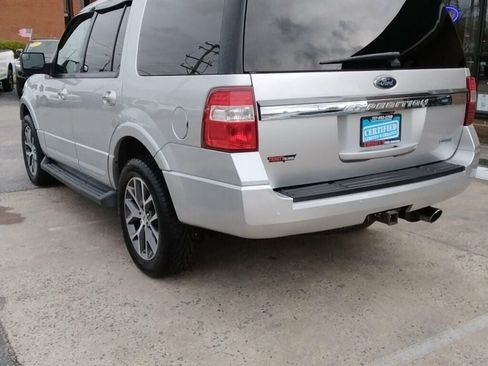 Used 2016 Ford Expedition XLT w/ Equipment Group 201A image 2