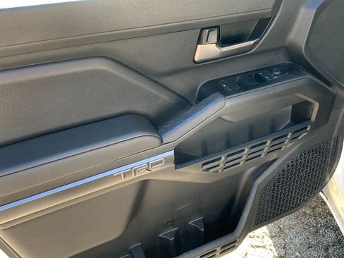 Used 2026 Toyota Tacoma TRD Off-Road AWD/4WD image 14