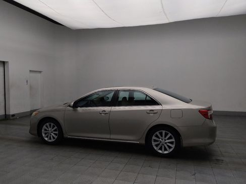 Used 2014 Toyota Camry XLE image 3
