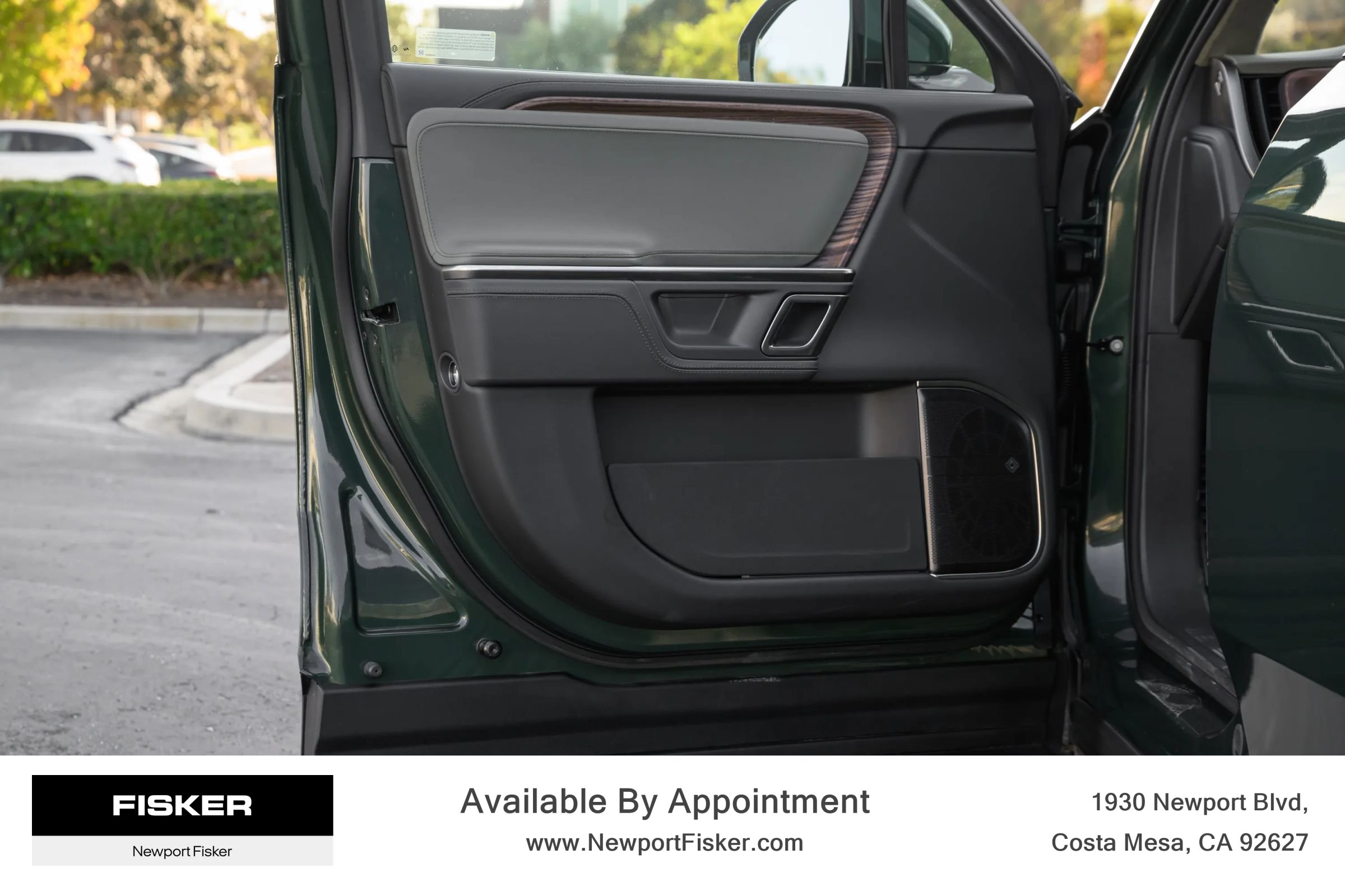 Used 2023 Rivian R1T AWD Adventure Dual image 11