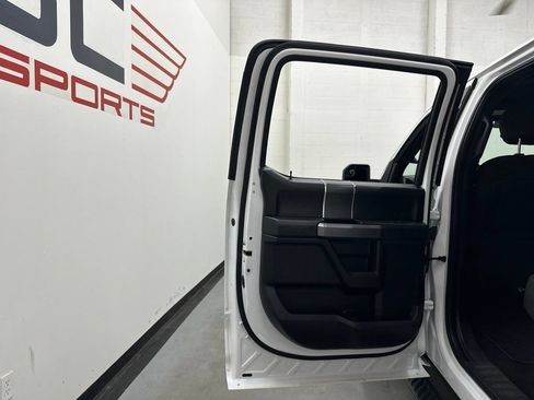 Used 2018 Ford F150 XLT w/ Equipment Group 302A Luxury AWD/4WD image 51