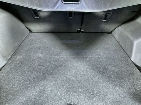 Used 2022 Chevrolet Equinox LT FWD image 33