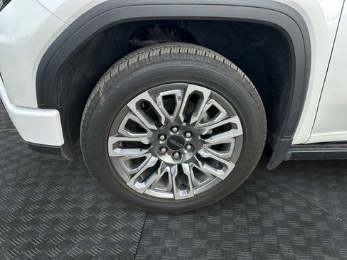 Used 2024 GMC Sierra 1500 Denali Ultimate AWD/4WD image 10