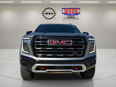 Used 2026 GMC Yukon XL AT4 w/ Premium Trailering Package AWD/4WD image 6