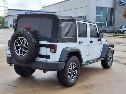 Used 2017 Jeep Wrangler Unlimited Sport w/ Quick Order Package 24S AWD/4WD image 4