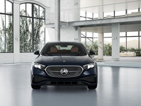New 2026 Mercedes-Benz E 350 4MATIC Sedan image 7
