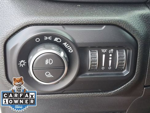 Used 2021 Jeep Gladiator Mojave AWD/4WD image 25