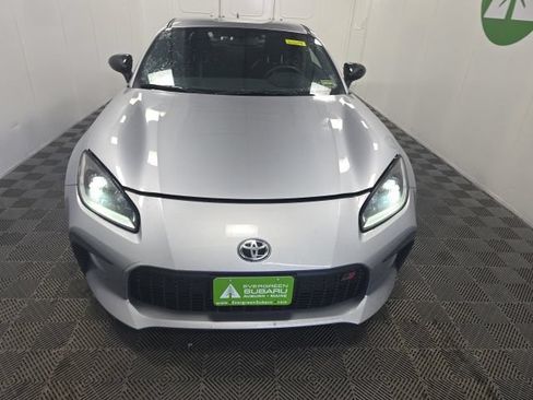Used 2025 Toyota GR86 Premium w/ Performance Package RWD image 2