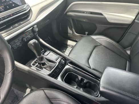 Certified 2024 Jeep Compass Limited AWD/4WD image 26