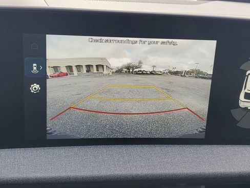 Used 2022 Kia EV6 Wind image 18