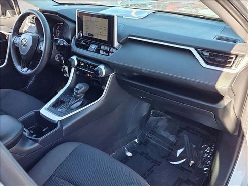 Used 2023 Toyota RAV4 LE image 21