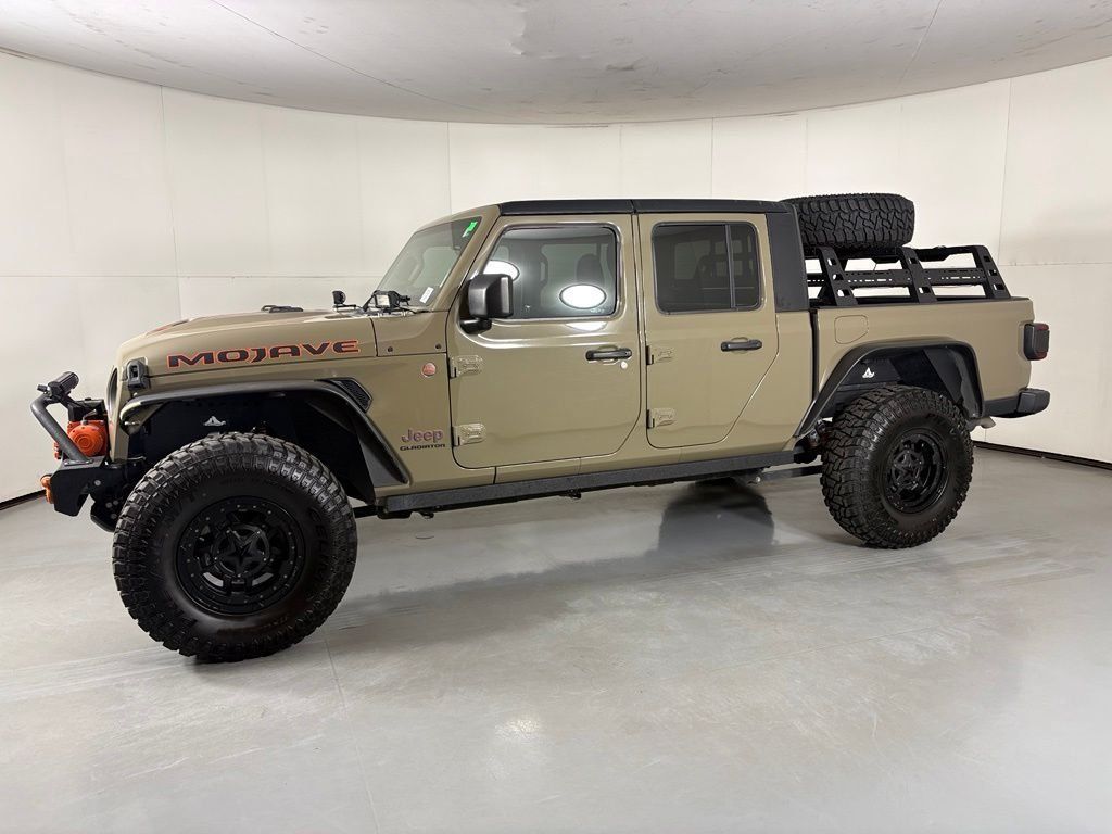 Used 2020 Jeep Gladiator Mojave AWD/4WD image 5