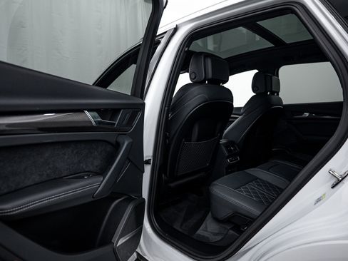 Certified 2025 Audi SQ5 Premium Plus w/ Premium Plus Package image 20