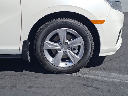 Used 2018 Honda Odyssey EX-L image 9